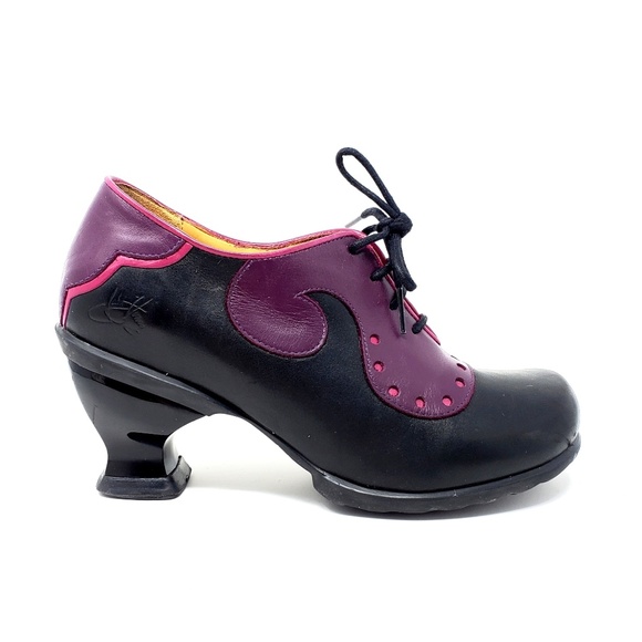 John Fluevog Shoes - John Fluevog Viv Low Heeled Leather Lace Up Size 7